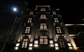 Monev Suites Hotel