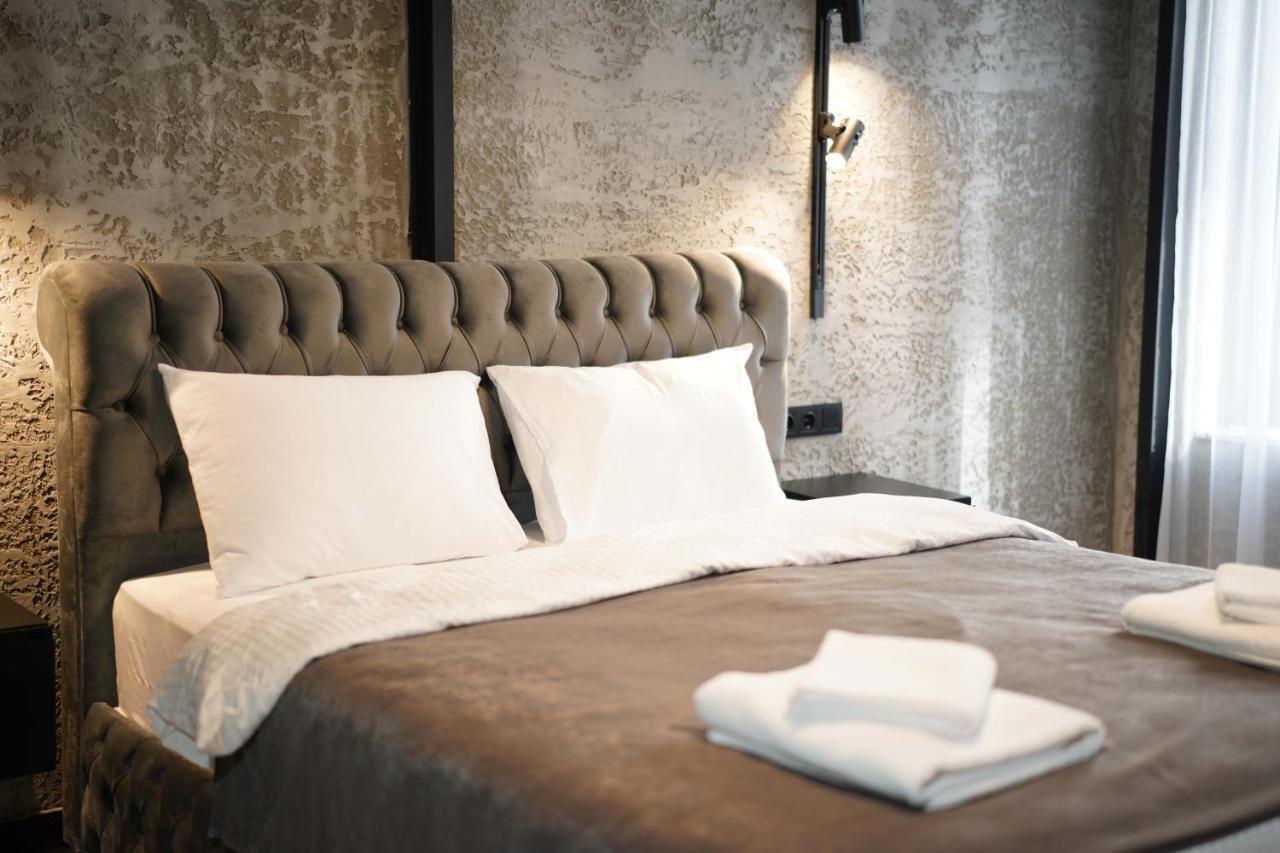 Monev Suites Hotel Istanbul Exterior photo