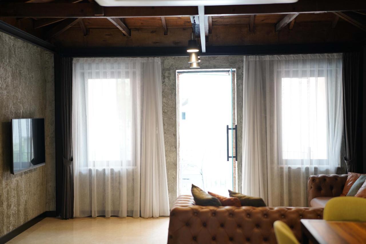 Monev Suites Hotel Istanbul Exterior photo
